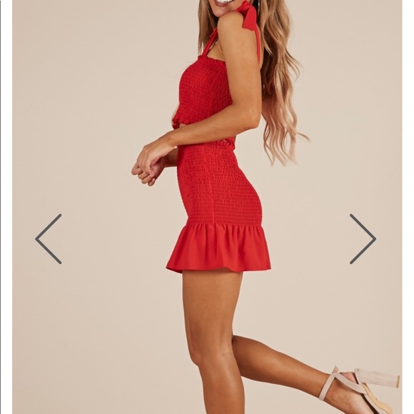 adorable red two piece - Picture 2 of 4